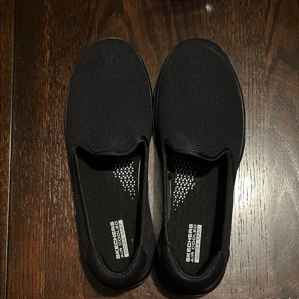 Skechers Black Knit Slip-On Sneakers